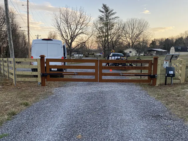 Premier Fence LLC — photo from the business 8