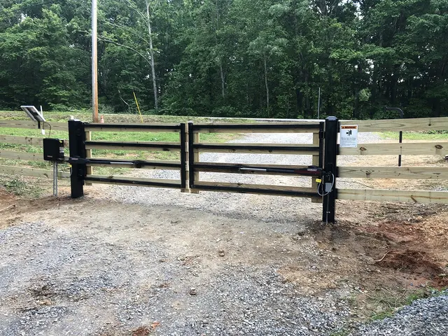 Premier Fence LLC — photo from the business 12