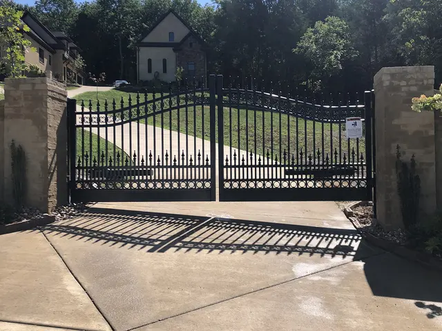 Premier Fence LLC — photo from the business 9