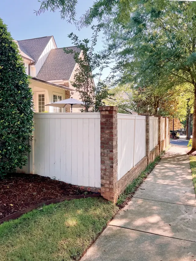 Heron Building Co - Fence Company — photo from the business 11