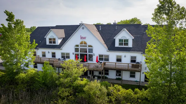 The SELLING Team with Keller Williams Realty — photo from the business 2