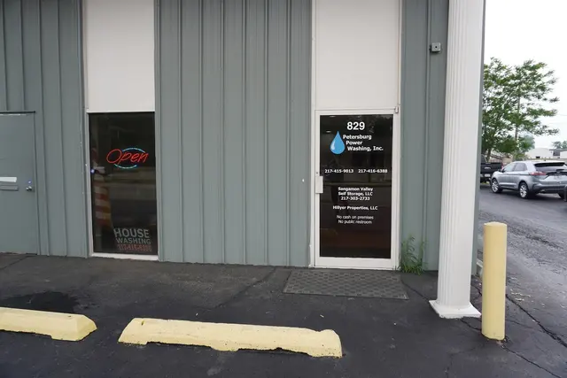 Petersburg Power Washing — photo from the business 11