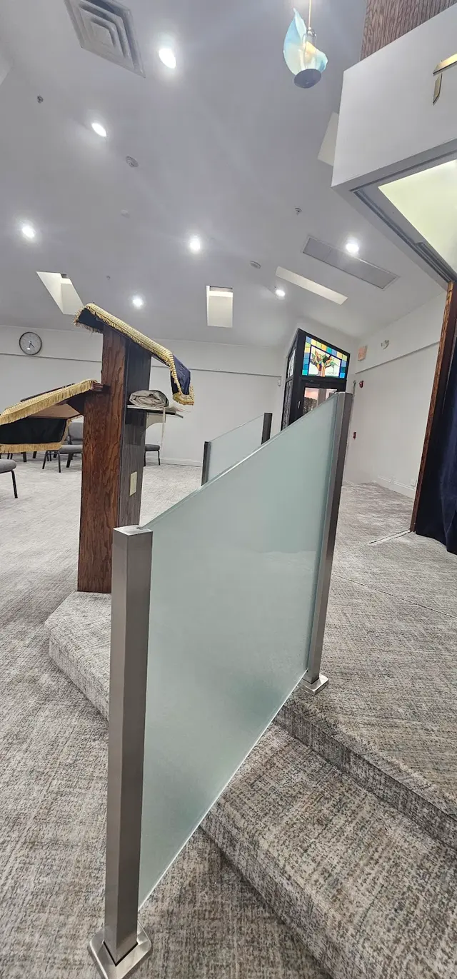 MASTER GLASS & WINDOWS CORP — photo from the business 11