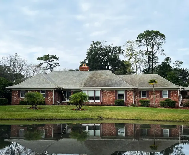 HouseBright Exterior Cleaning — photo from the business 6