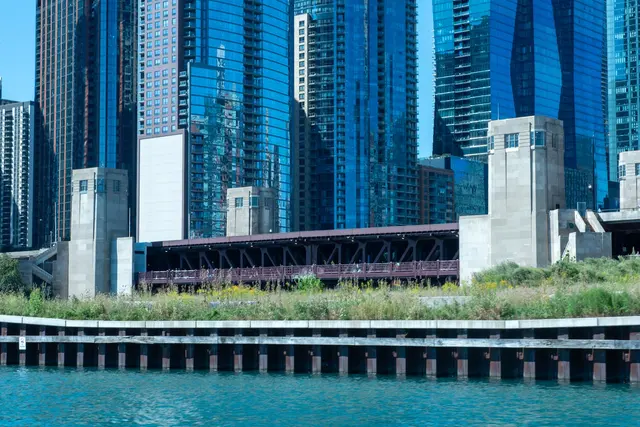 Shoreline Sightseeing's Navy Pier RIVERFRONT Water Taxi Dock (SEASONAL: May 26 – Sep 3) — customer photo 12
