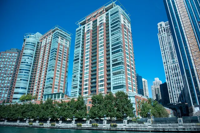 Customer photo of work by Shoreline Sightseeing's Navy Pier RIVERFRONT Water Taxi Dock (SEASONAL: May 26 – Sep 3), from Erik Z's review