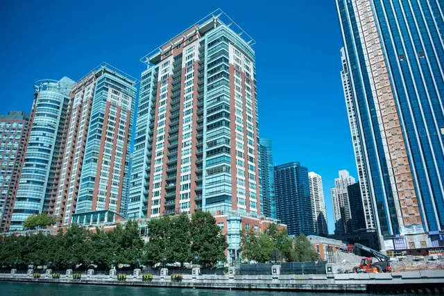 Customer photo of work by Shoreline Sightseeing's Navy Pier RIVERFRONT Water Taxi Dock (SEASONAL: May 26 – Sep 3), from Erik Z's review
