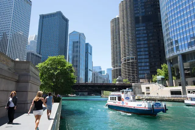 Shoreline Sightseeing's Navy Pier RIVERFRONT Water Taxi Dock (SEASONAL: May 26 – Sep 3) — photo from the business 6