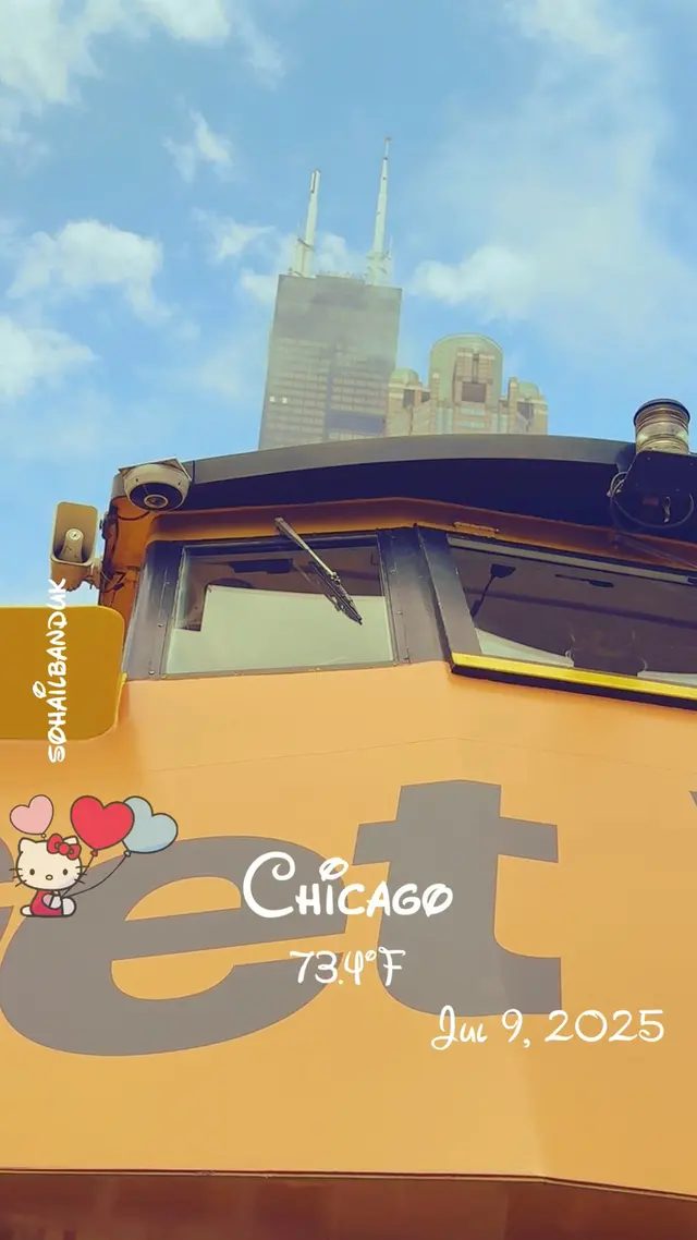 Chicago Water Taxi - Riverside Plaza — customer photo 11