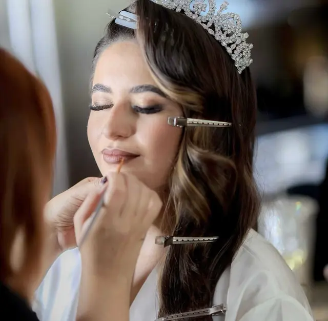Glam Up — photo from the business 12
