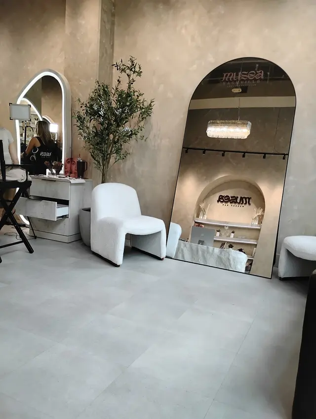 Musea Makeup Bar — customer photo 5
