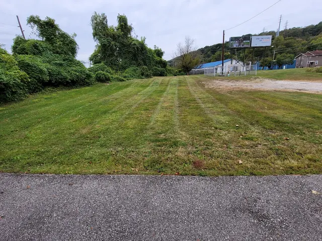 Kanawha Valley Lawn Care — photo from the business 3