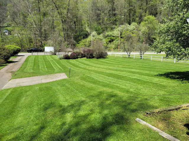 Kanawha Valley Lawn Care — photo from the business 1