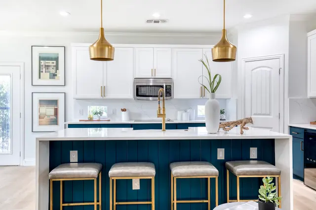 Artful Home Interiors, LLC: Staging and Interior Design — photo from the business 3