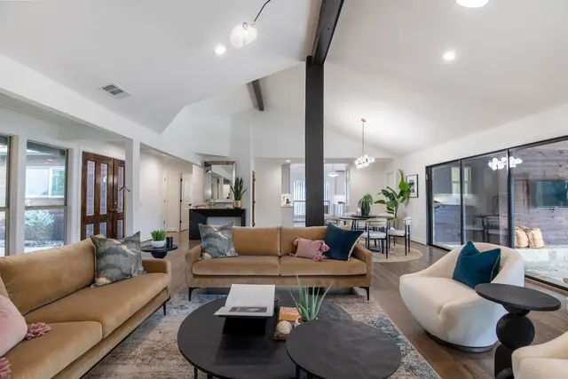 Artful Home Interiors, LLC: Staging and Interior Design — customer photo 2