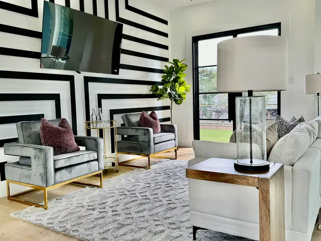 Lone Star Home Staging — photo from the business 9