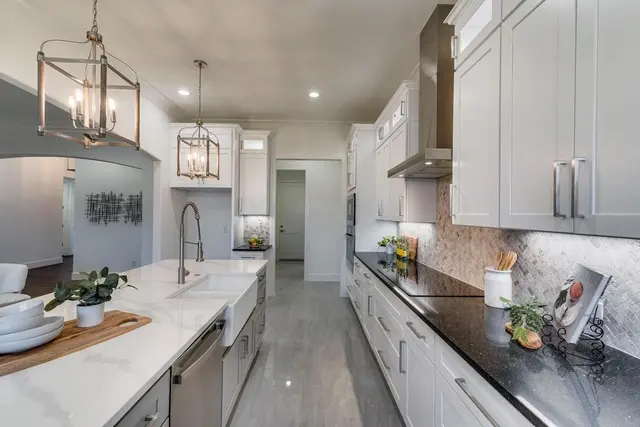 Lone Star Home Staging — photo from the business 6