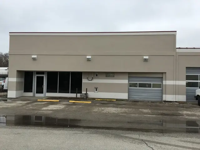 CDE Collision Centers - Des Plaines — photo from the business 4