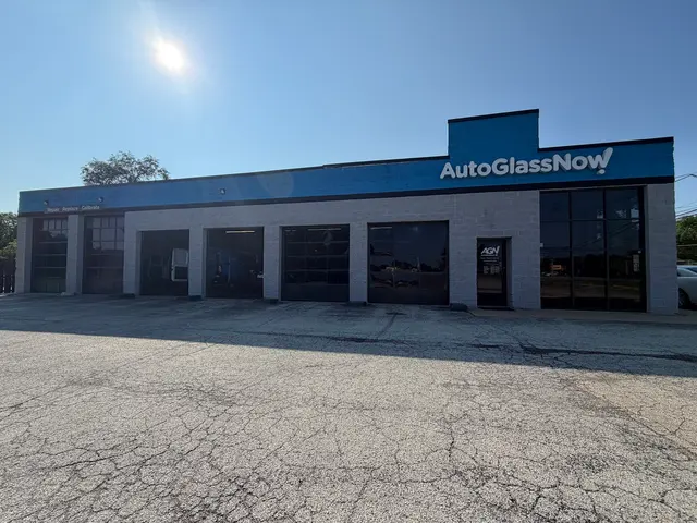 Auto Glass Now — photo from the business 2