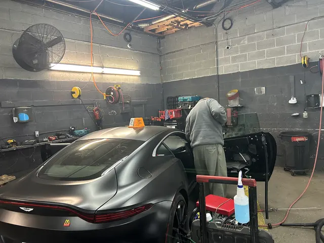 Aaron Auto Glass — photo from the business 3