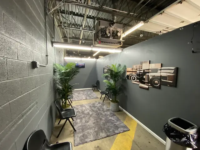 Aaron Auto Glass — photo from the business 1