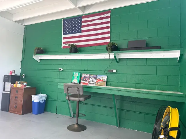 Hamiltons STAR Smog Check in Downtown Novato. — customer photo 10