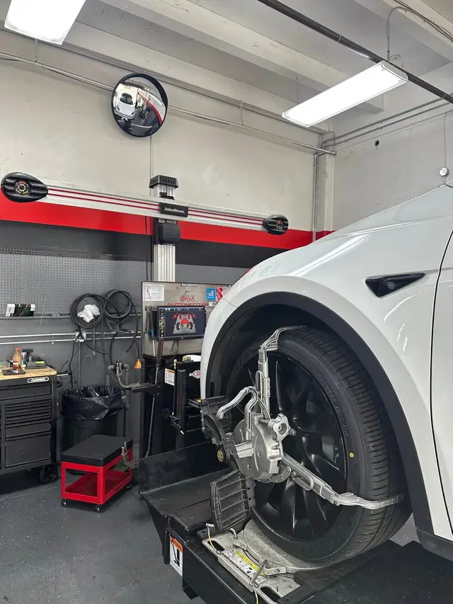 DNA Automotive Novato — photo from the business 3