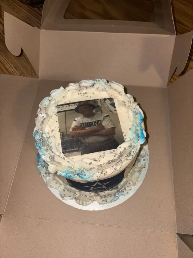 Amazing Occasion Custom Cakes LLC — customer photo 4