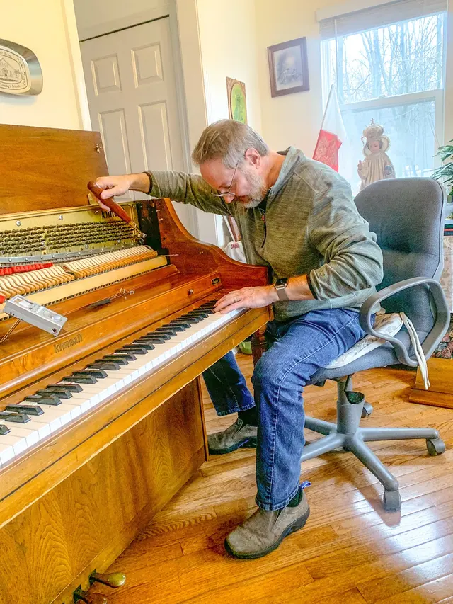 Piano lessons and Tuning by Brian Long — photo from the business 8