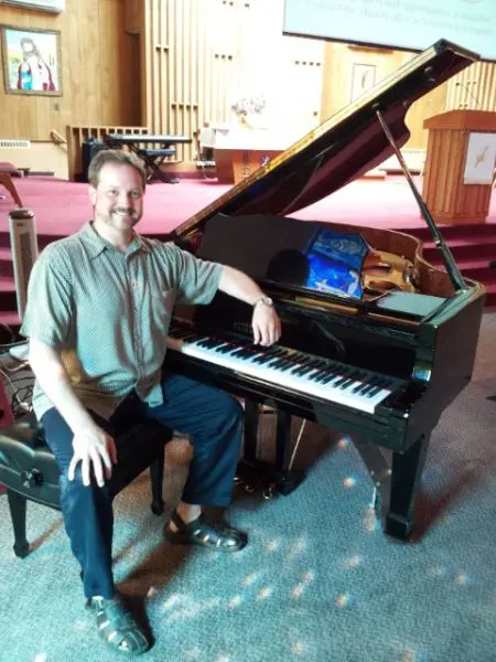Piano lessons and Tuning by Brian Long — photo from the business 12