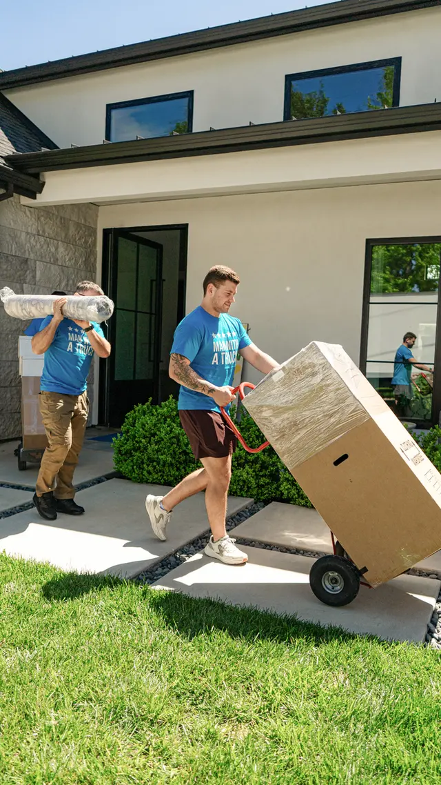 Man With A Truck Seattle Movers and Packers Local & Long Distance Moving Company — photo from the business 6