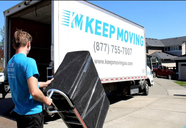 Keep Moving — photo from the business 3
