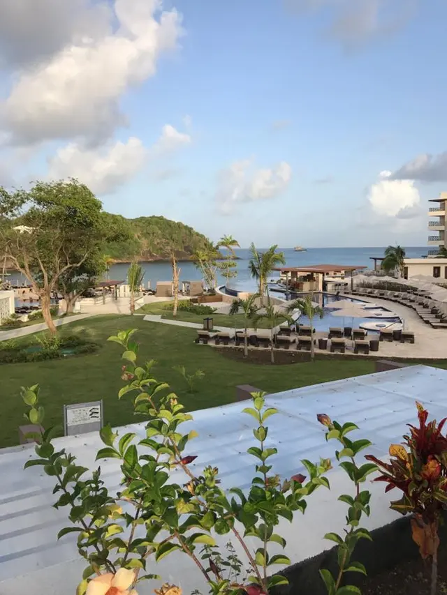 Effortless Travel — photo from the business 7