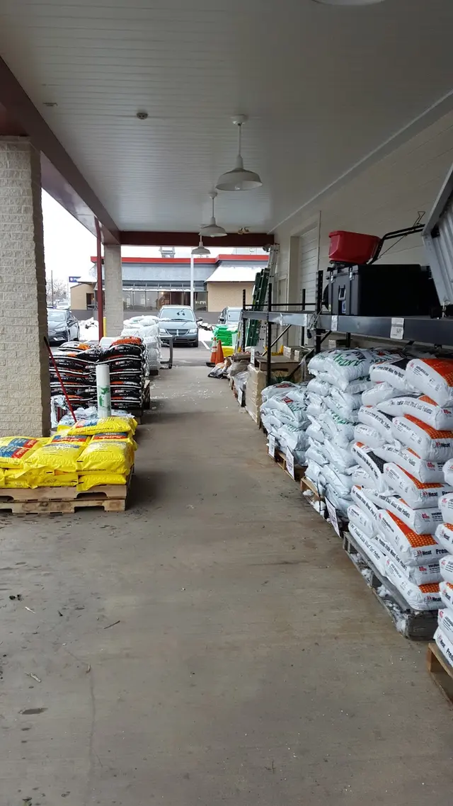 Coles Hardware Inc. — customer photo 5