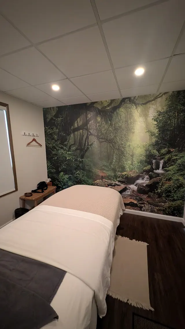 V Beauty House Skin & Makeup Studio — customer photo 8