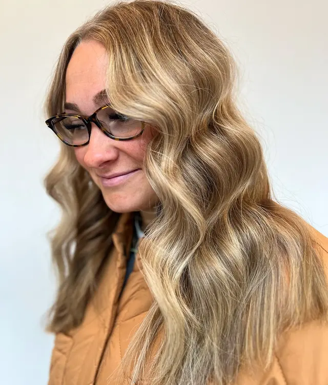 Sapphire Salon — photo from the business 12