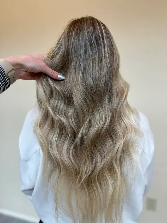 Sapphire Salon — photo from the business 9