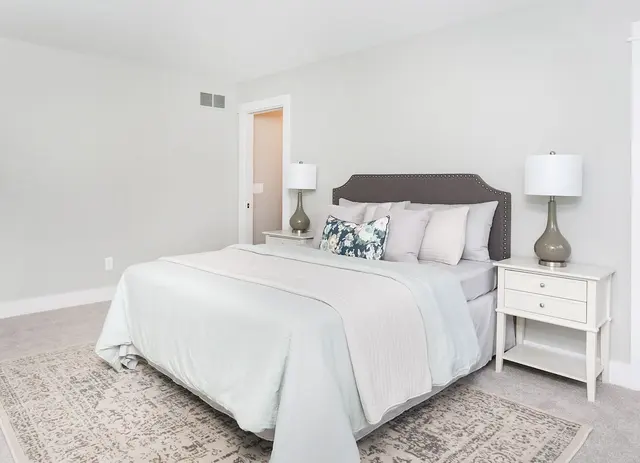 Spotlight Staging and Design — photo from the business 11