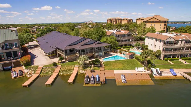 Five Star Vacation Home Rentals | Luxury Airbnb/STR Management | Austin, TX — photo from the business 11