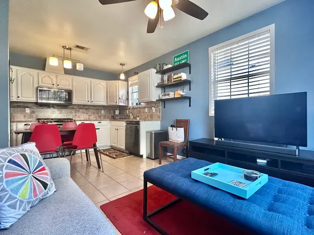 PROPERTY MANAGEMENT INC - PMI Austin — photo from the business 11