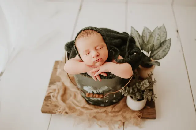 A Little Goose Newborn Photography — photo from the business 4