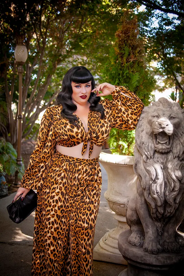 Marilee Caruso Photography - Vintage Pinup, Boudoir & Glamour — photo from the business 6