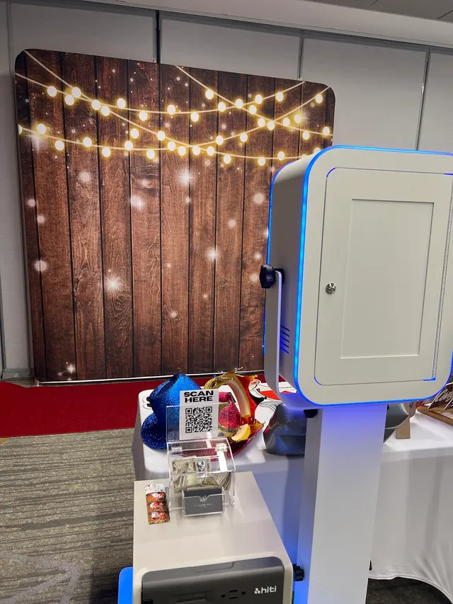 Elk Grove Majestic View Photo Booth Rental — photo from the business 10