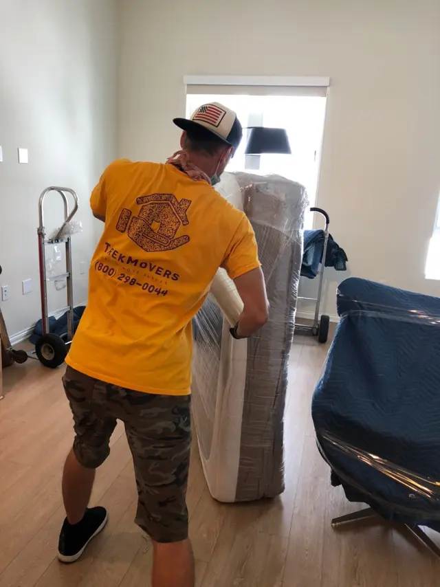 Trek Movers — photo from the business 8