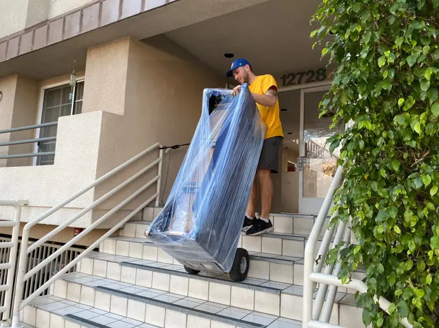 Trek Movers — photo from the business 12