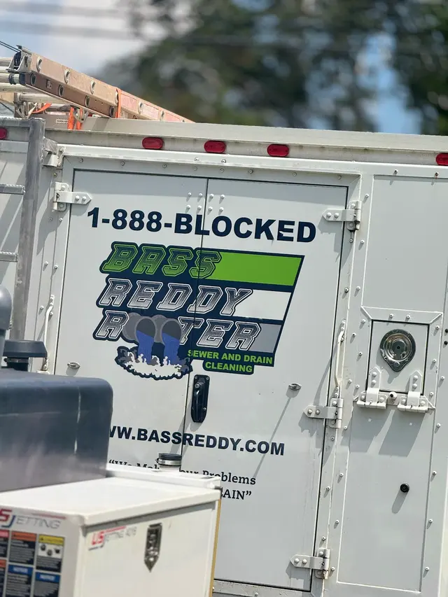 Bass' Reddy Rooter — photo from the business 3