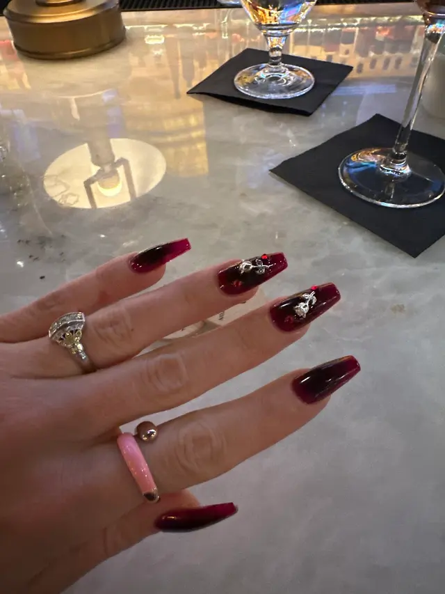 Customer photo from Desire's review