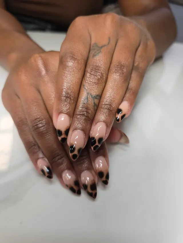 Cheyenne River Nails — photo from the business 7