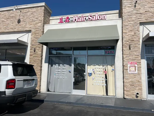 兰君 Hair Salon — photo from the business 1