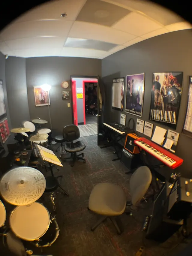 School of Rock — photo from the business 8